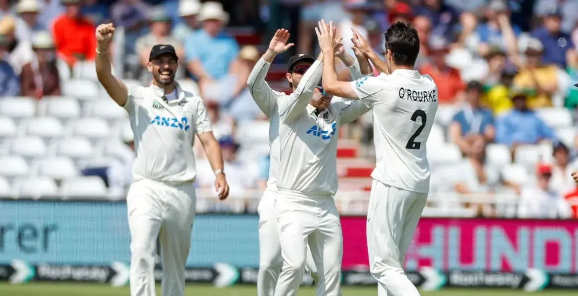 England v New Zealand: third men’s cricket Test, day two – live