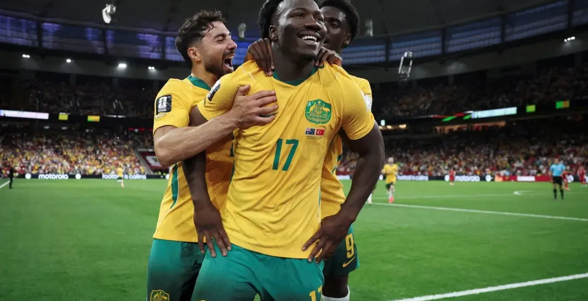 Paraguay v Australia - World Cup live updates and latest as Socceroos look to seal place in knockout stages