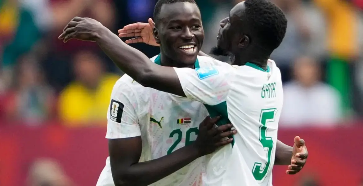 Senegal salvage hopes of World Cup last-32 place with rout of 10-man Iraq