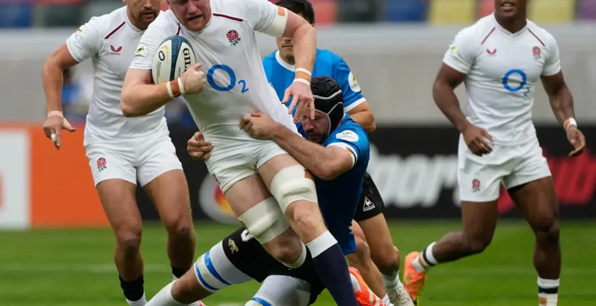 England’s 13 men thwart Argentina comeback in controversial finale