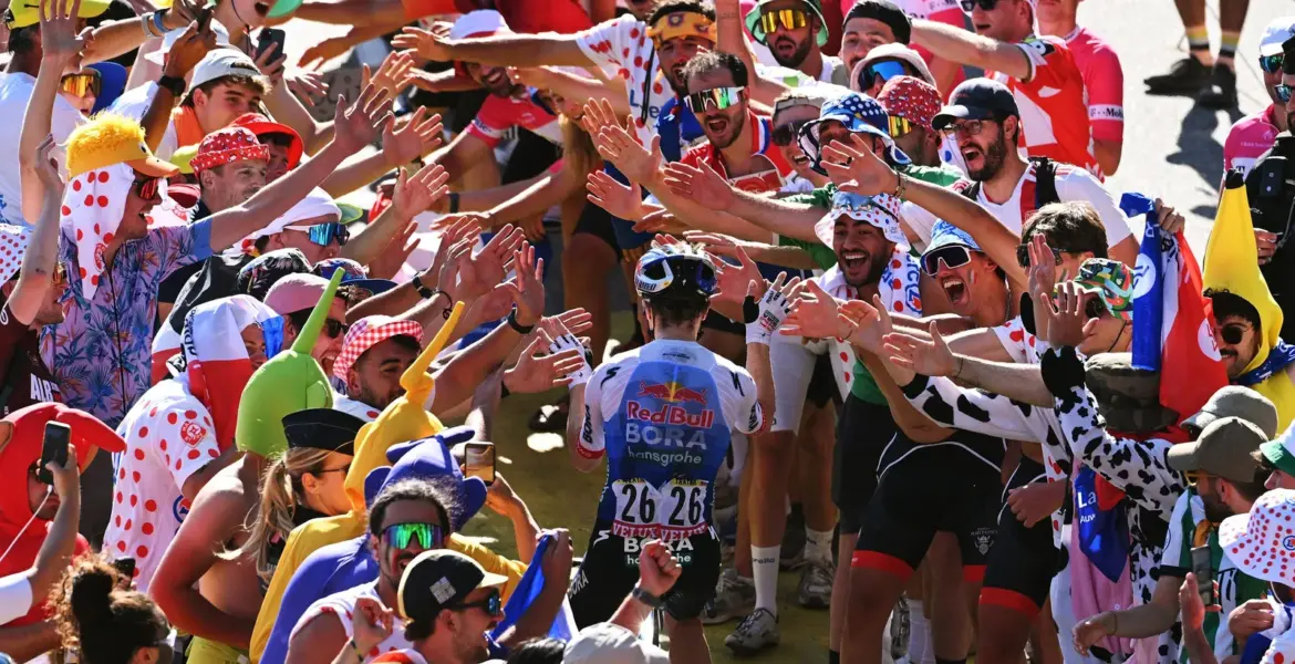 'What Tadej just did was pretty special' - Froome in awe of Pogacar after Alpe d'Huez heroics