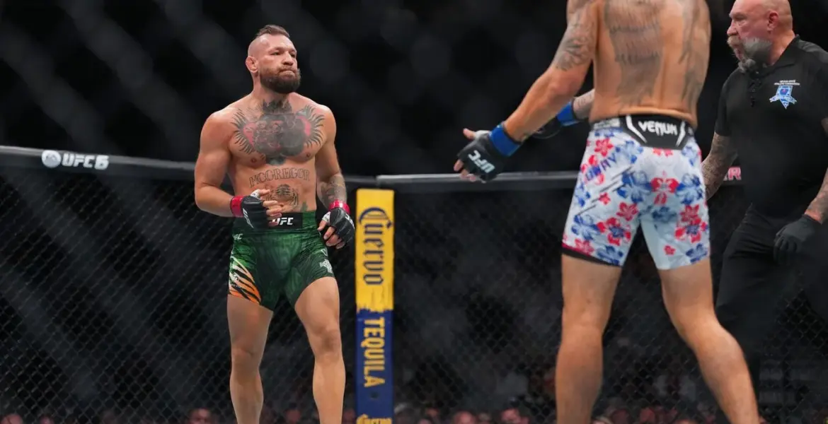 McGregor vs Holloway 2: Conor McGregor injured 69 seconds into UFC comeback