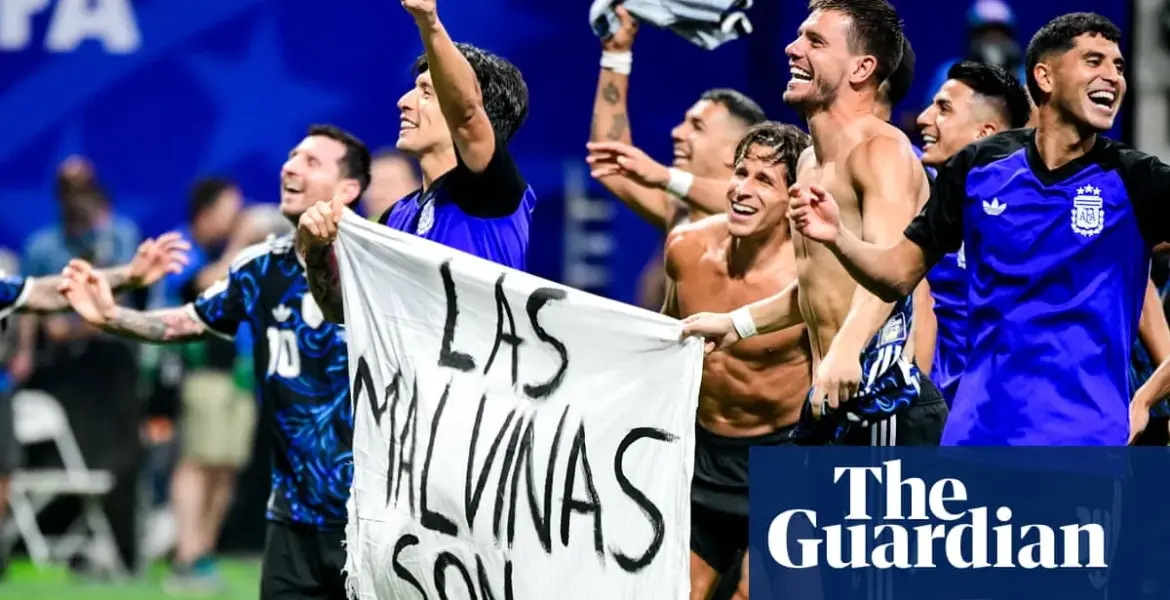 World Cup 2026: Fifa 'assessing reports' after Argentina players hold Falklands banner